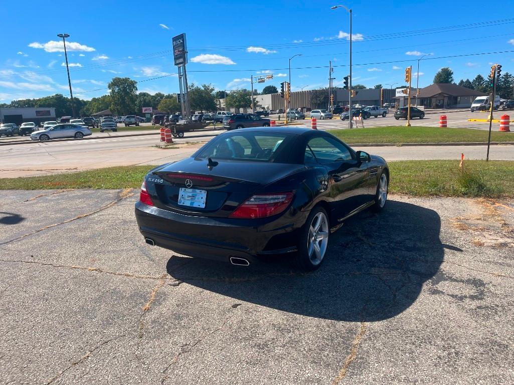 2014 Mercedes Benz SLK 250