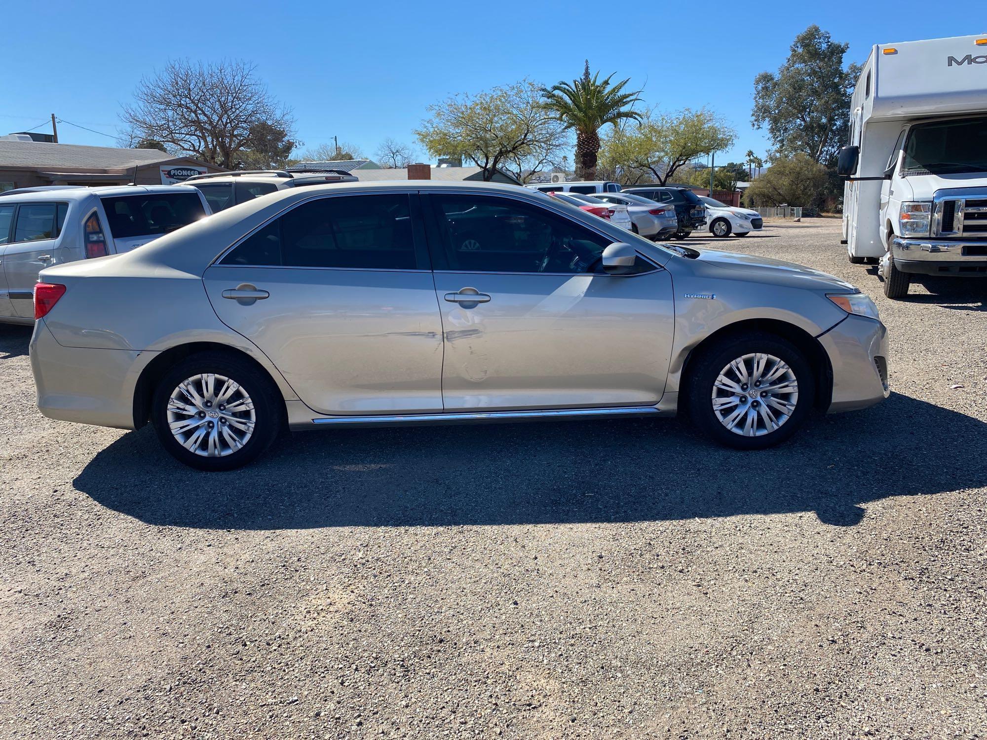 2014 Toyota Camry Hybrid