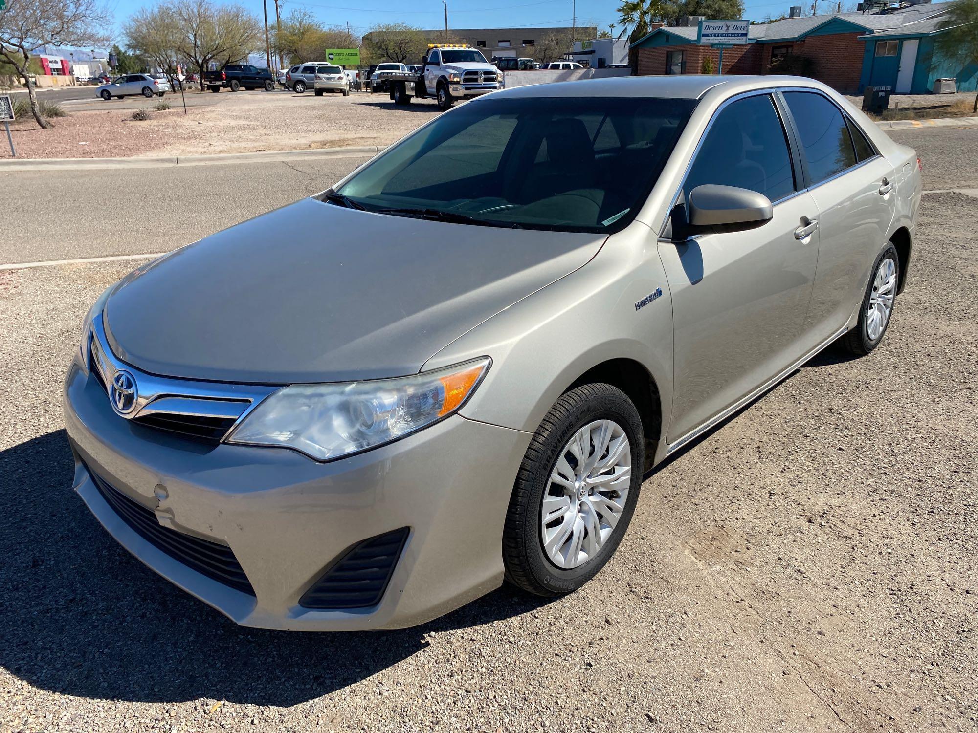 2014 Toyota Camry Hybrid