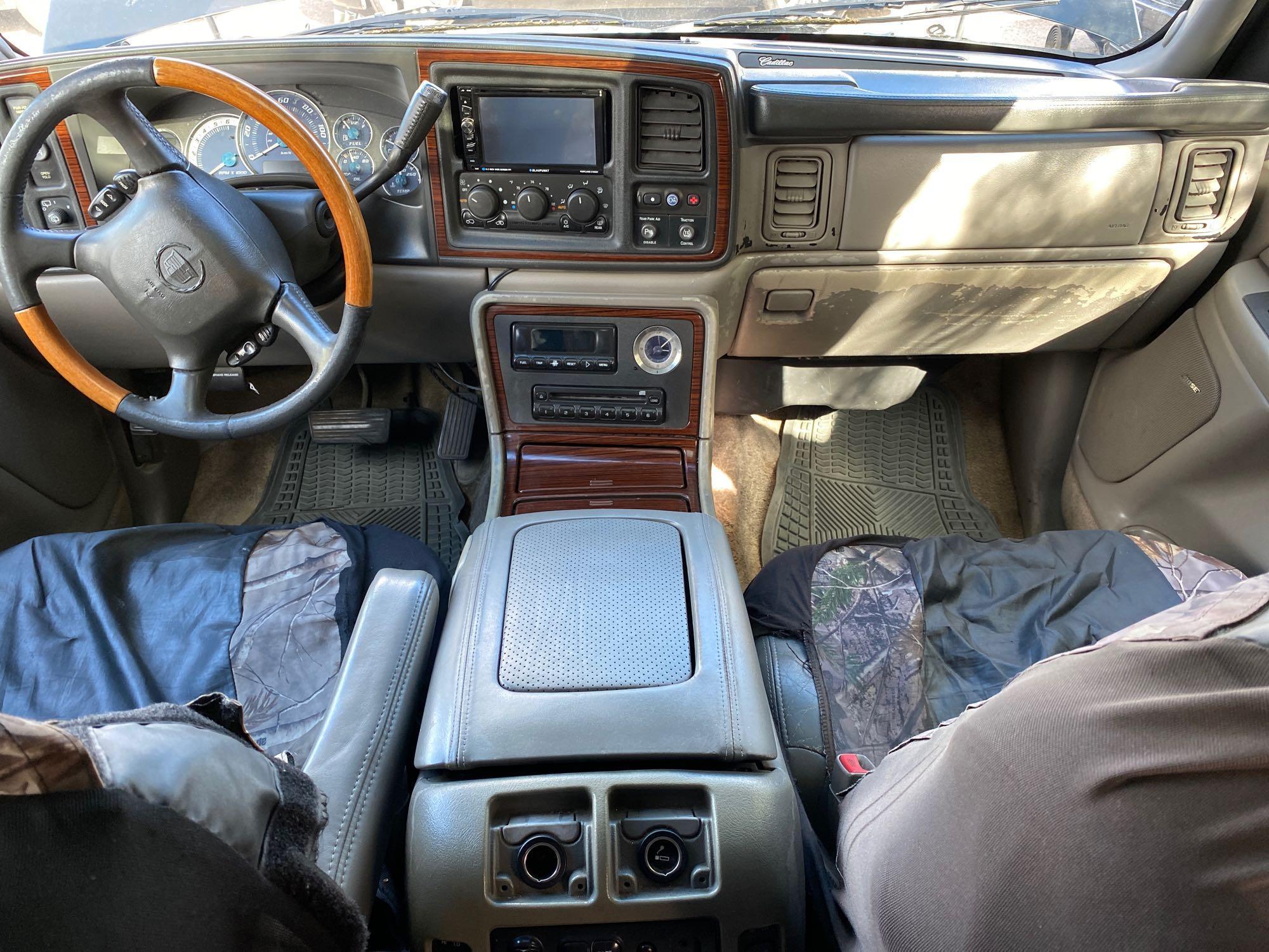 2002 Cadillac Escalade