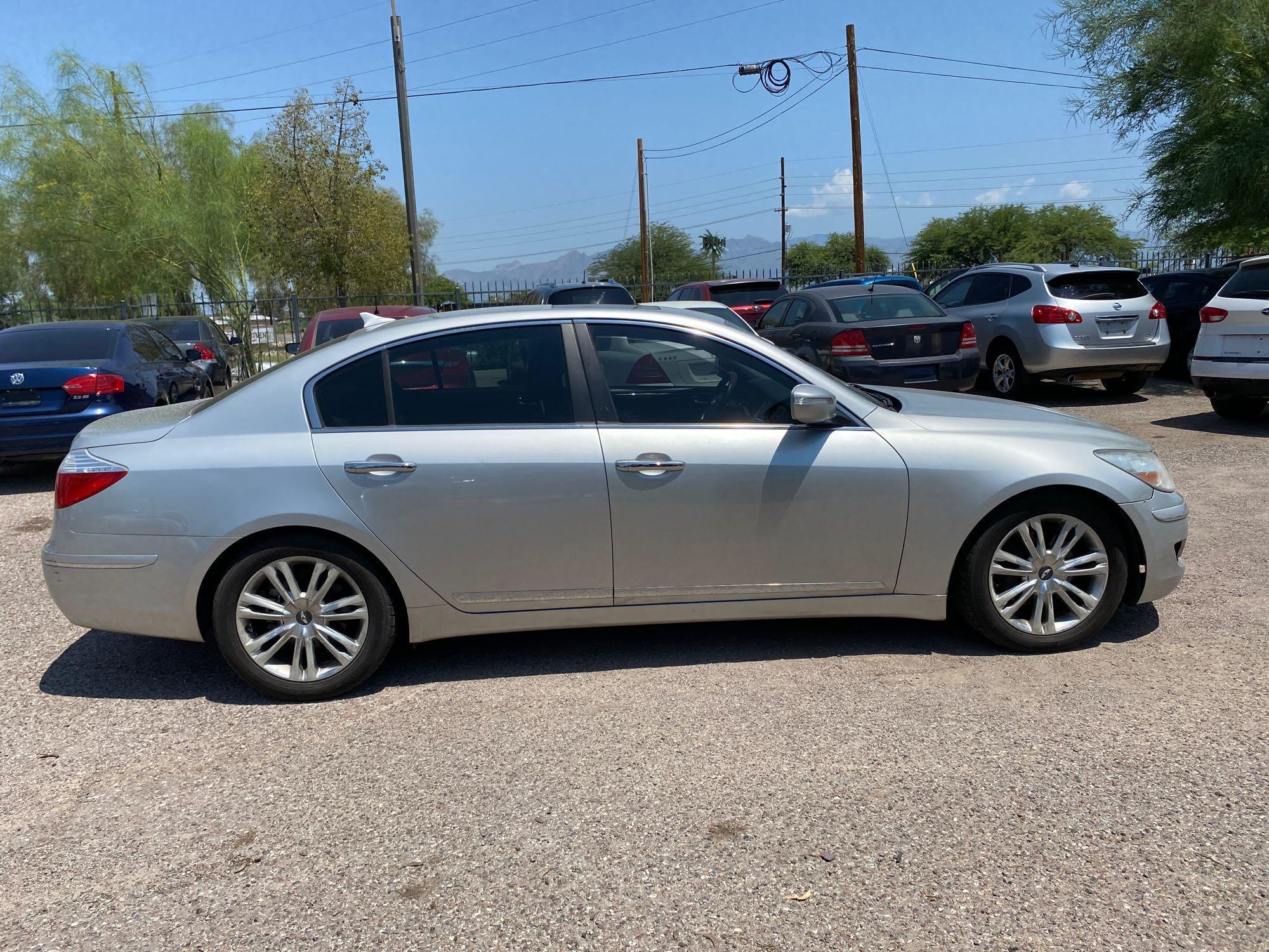 2010 Hyundai Genesis