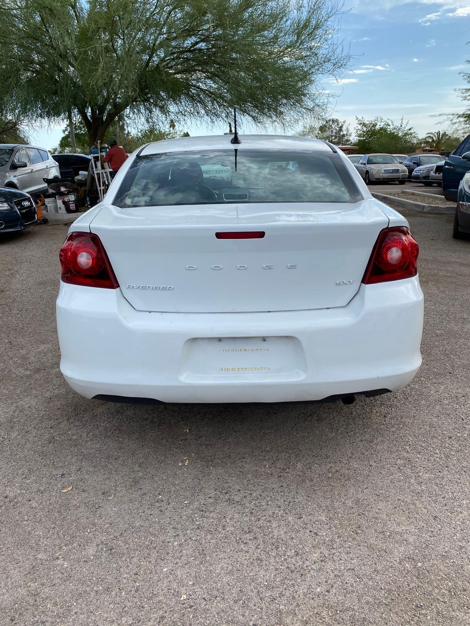 2012 Dodge Avenger Passenger