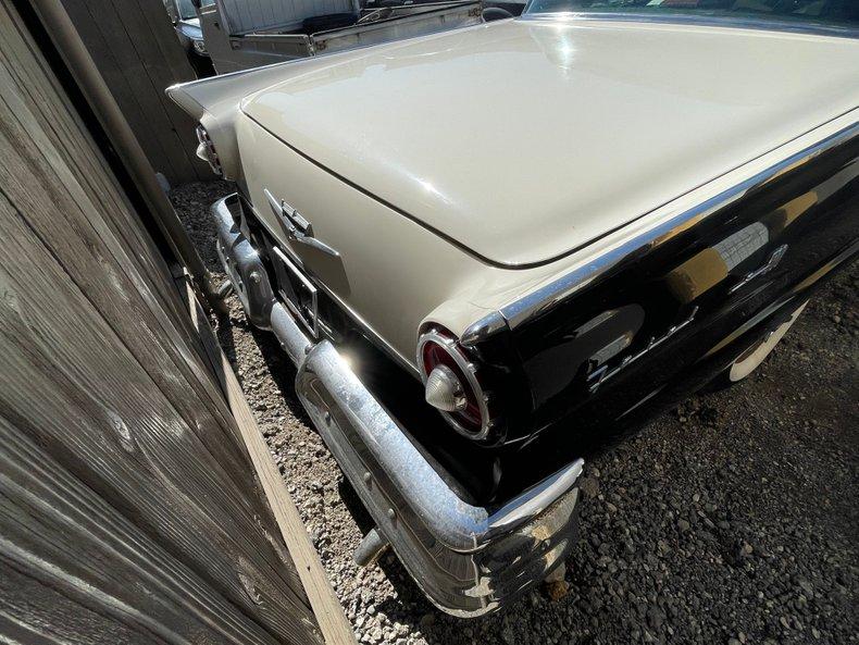 1957 Ford Fairlane 500 Skyliner Retractable Hardtop