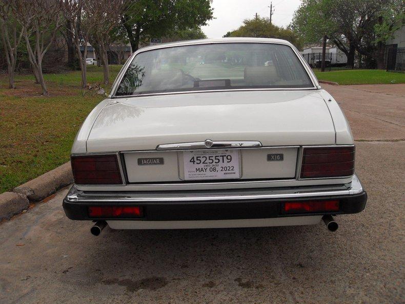 1993 Jaguar XJ6