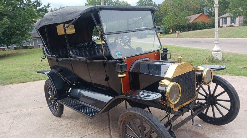 1914 Ford Model T Touring