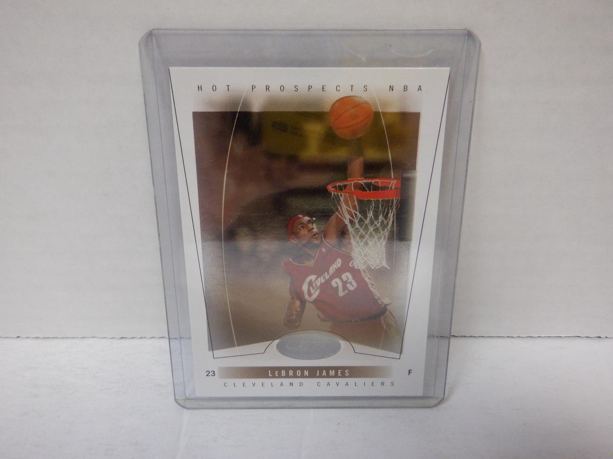 2004-05 FLEER #54 LEBRON JAMES