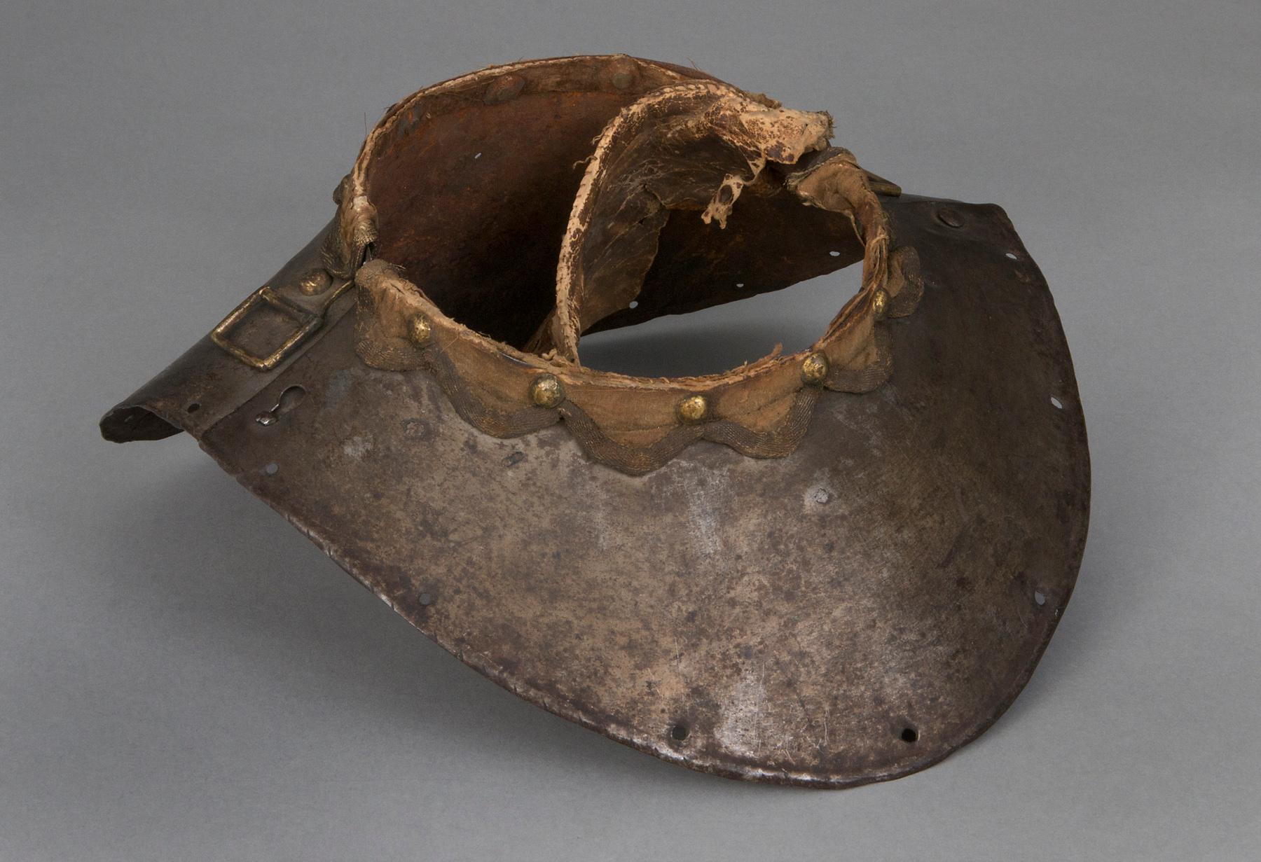 16th Century Armored Collar