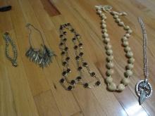 Costume Jewelry Lot Necklaces