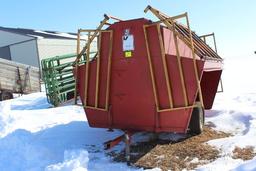 K & K PORTABLE CREEP FEEDER ON TRAILER