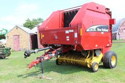 NH BR780 ROUND BALER, TWINE TIE, MONITOR,