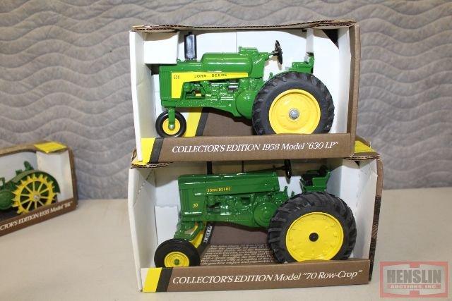 1/16 JD 1953 70 ROW CROP TRACTOR, COLLECTORS