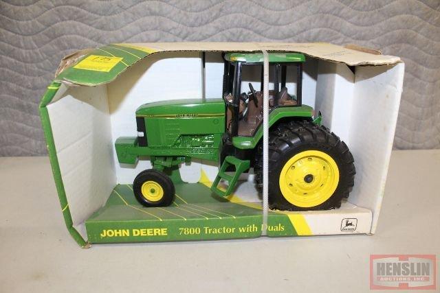 1/16 JD 7800 ROW CROP WITH DUALS