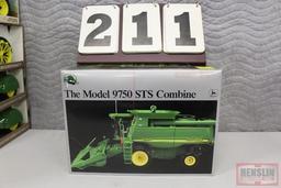 1/32 JD MODEL 9750 STS COMBINE WITH HEADS,