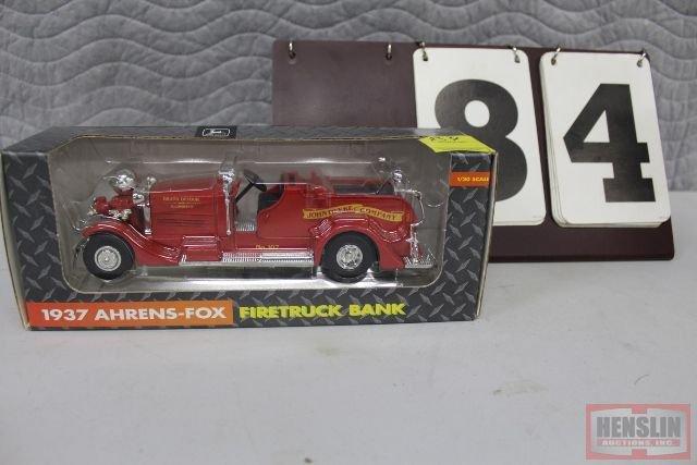 1/30 JD 1937 AHRENS-FOX FIRE TRUCK BANK