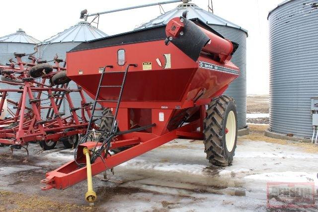 UNVERFERTH 4500 450BU. GRAIN CART, CENTER UNLOAD,