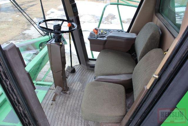 1994 JD 9500 COMBINE, 4,052 HOURS, 2,789 SEPERATOR HOUR