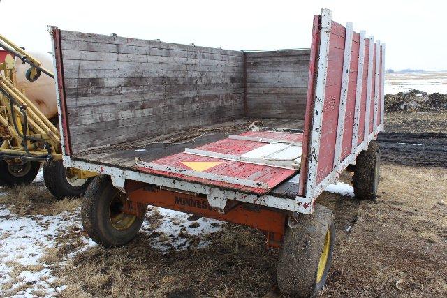 WOOD BARGE BOX, MN JUMBO 10 TON GEAR, HOIST