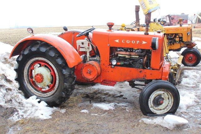 CO-OP # 2 TRACTOR, WF, 14.9-28'S, LIGHTS