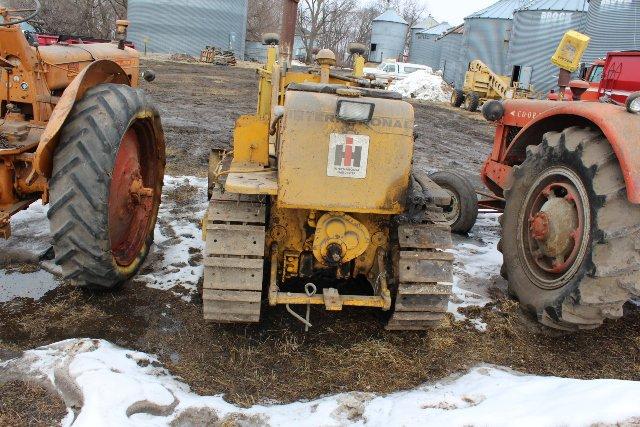 IH #6 DOZER, GAS, 12" TRACKS, 72" BLADE,