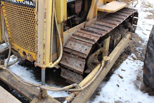 IH #6 DOZER, GAS, 12" TRACKS, 72" BLADE,