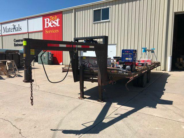 *** 1999 Elite Superior Welding trailer, 101" x 24' flatbed, gooseneck, tandem axle, tilt