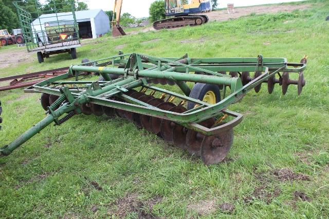 JOHN DEERE 11' TANDEM DISC