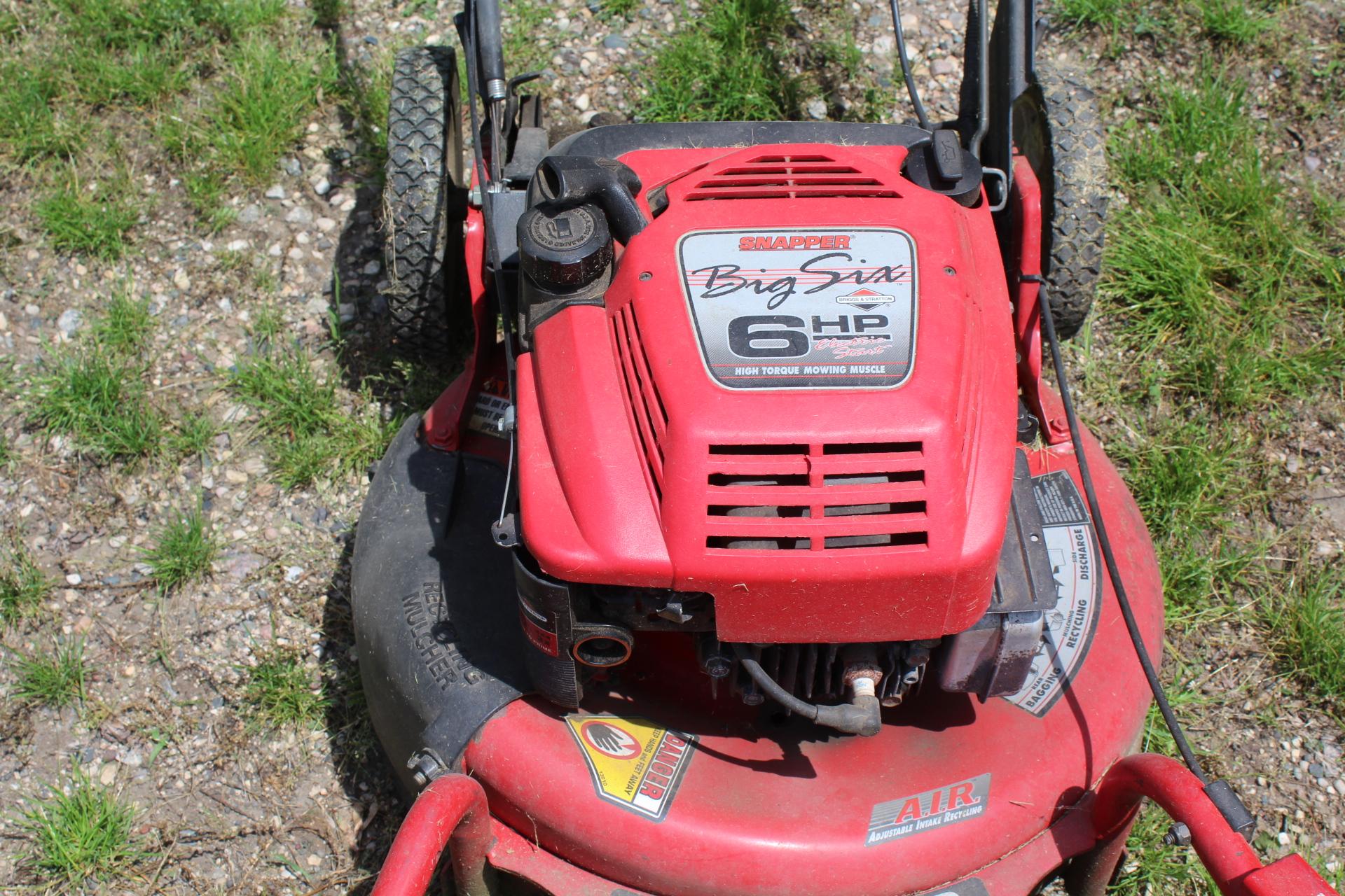 SNAPPER 6HP, SELF-PROPELLED PUSH MOWER, 19" CUT, ELECTRIC START