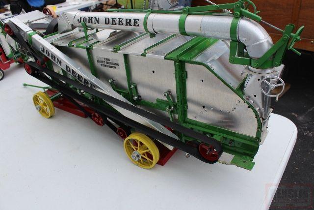 Custom made,1/8 scale, John Deere Thrashing