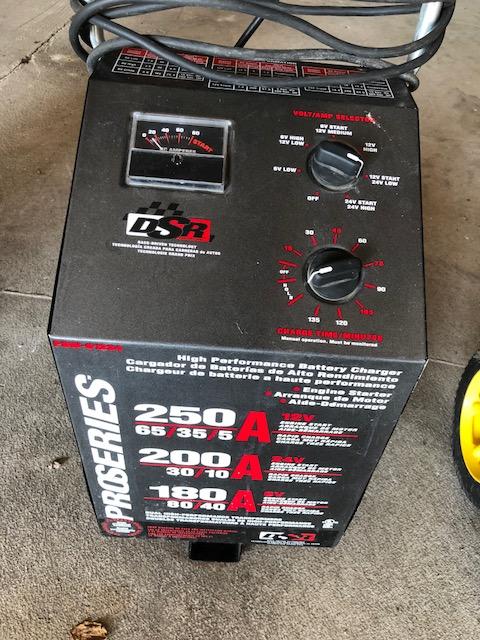 PRO SERIES 6, 12 - 24 VOLT BATTERY CHARGER