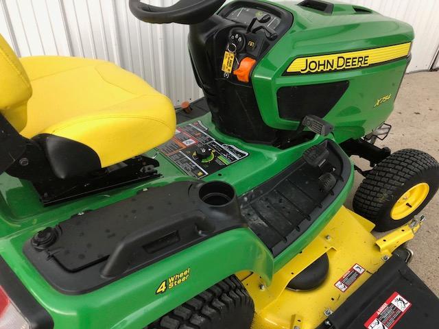 JOHN DEERE X754 4 WHEEL STEER, 60" DECK, DSL,