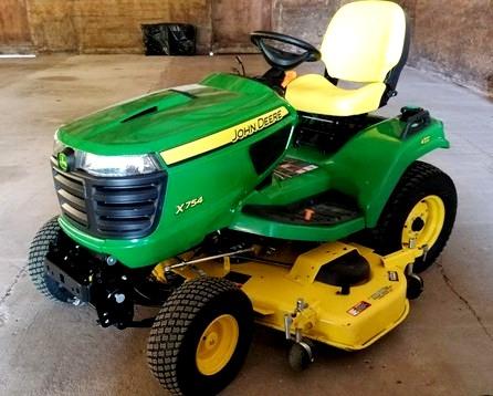 JOHN DEERE X754 4 WHEEL STEER, 60" DECK, DSL,