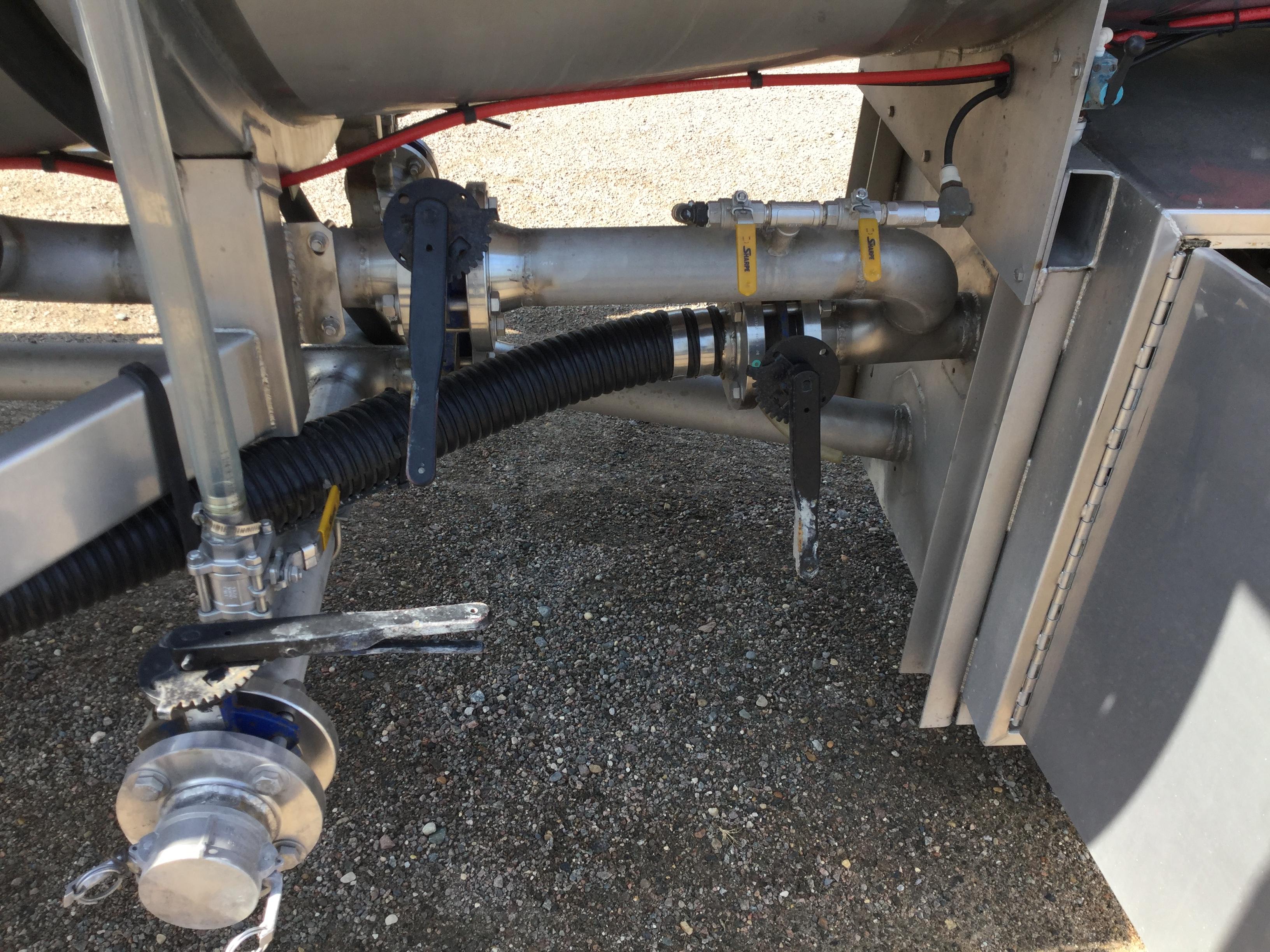 ***2008 POLAR STAINLESS STEEL 42' TANKER TRAILER,