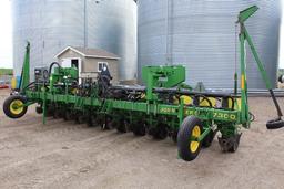 JOHN DEERE 12R22" 7300 PLANTER W/ MAX EMERGE