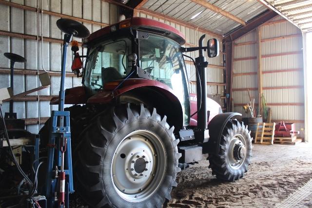 2008 CASE IH 155 PUMA, MFWD, TRACTOR, 4 HYDS,