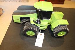 1/16 STEIGER PANTHER CP-1400 4WD TOY TRACTOR,