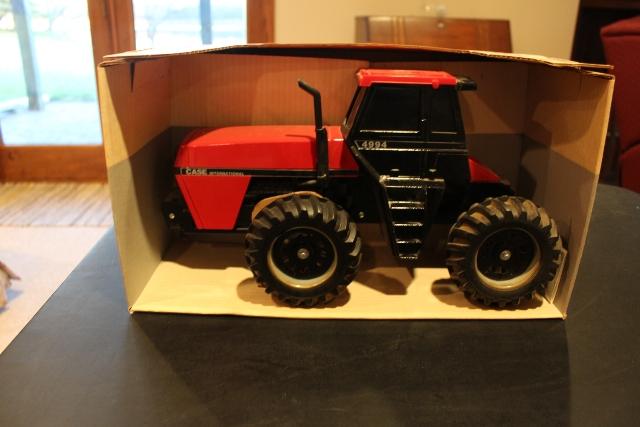 1/16 CASE IH 4994 4WD TOY TRACTOR, SINGLES,