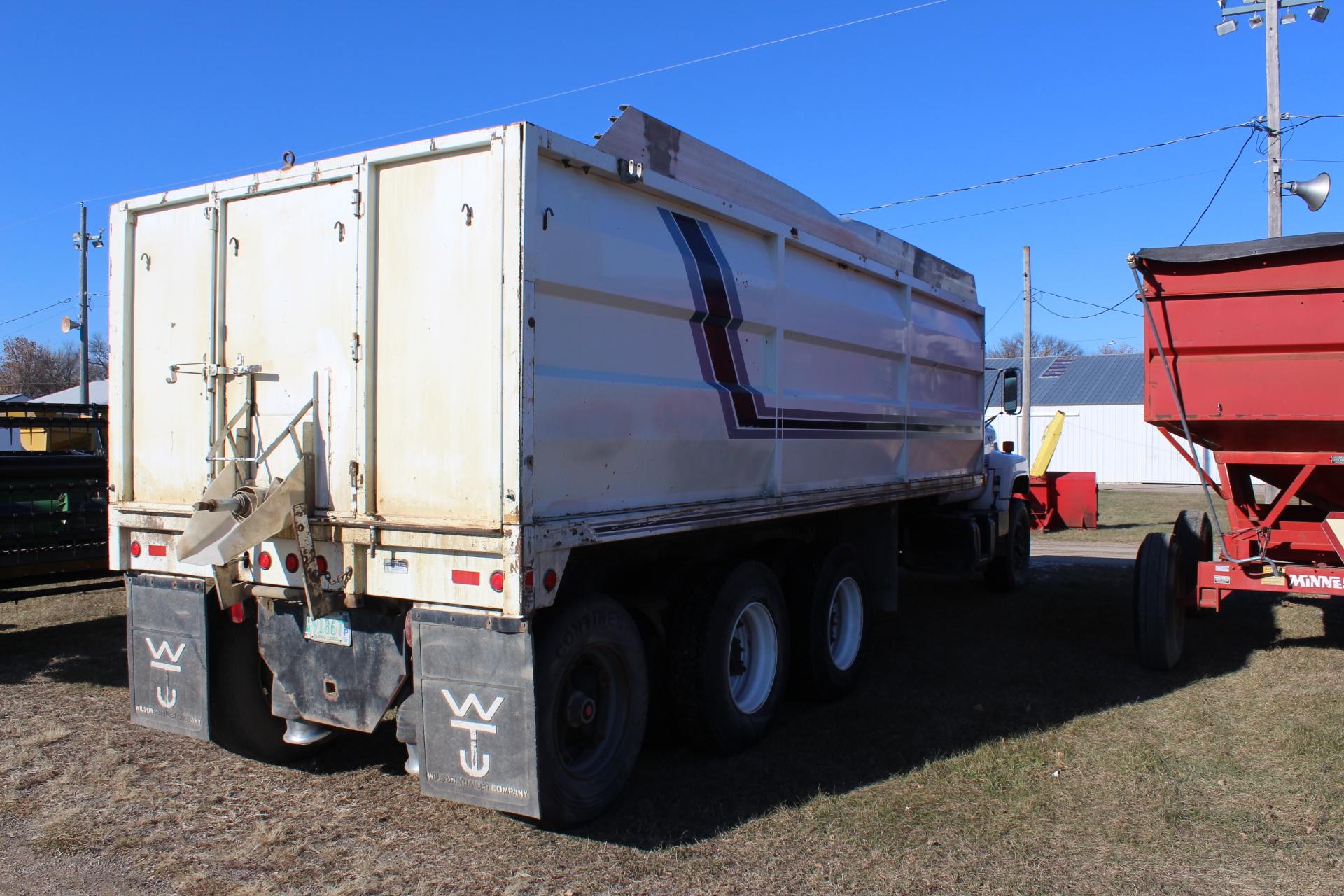 *** 1990 GMC TOPKICK TRI-AXLE GRAIN TRUCK,