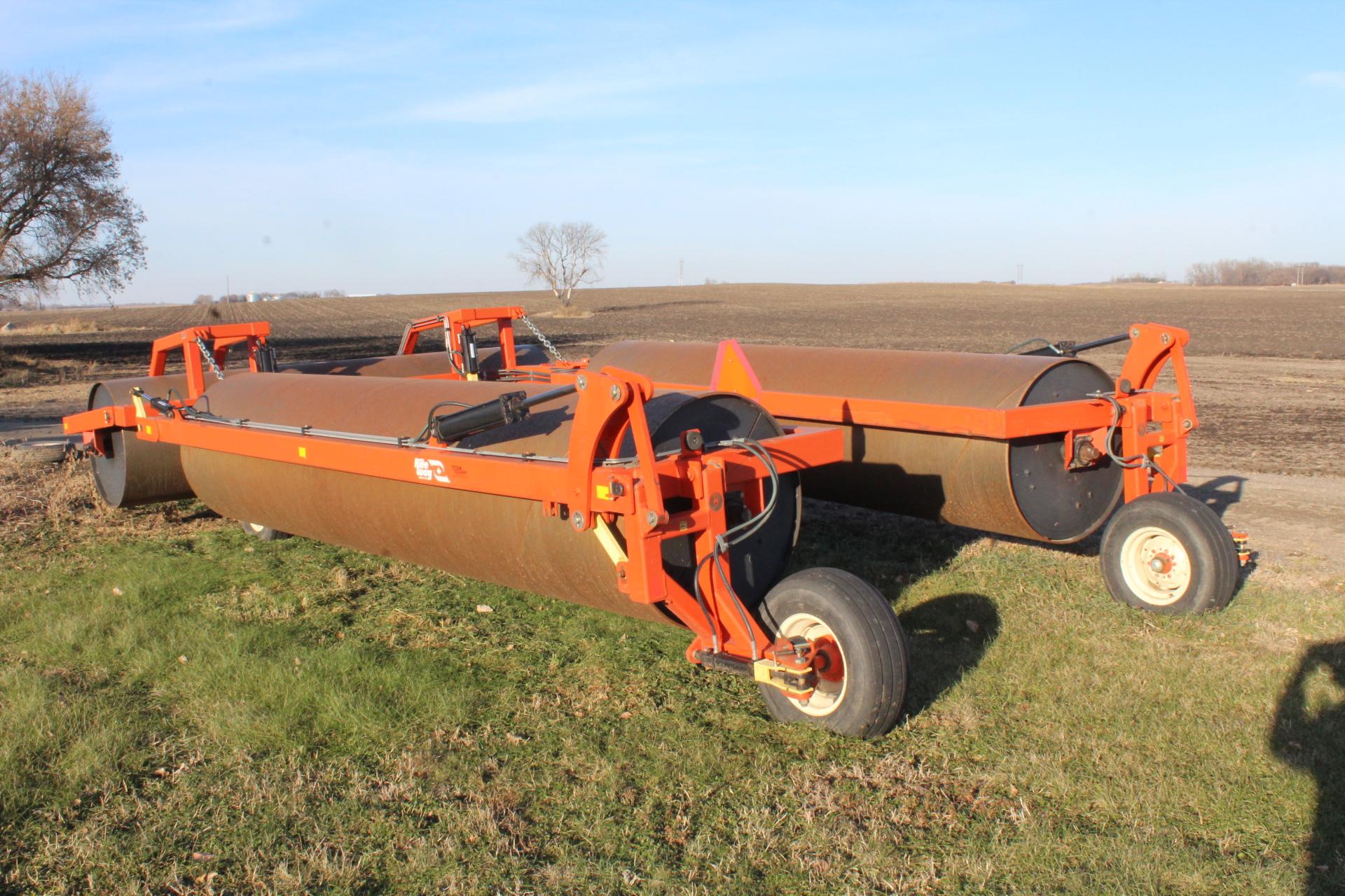 45' RITEWAY MODEL 4300 LAND ROLLER