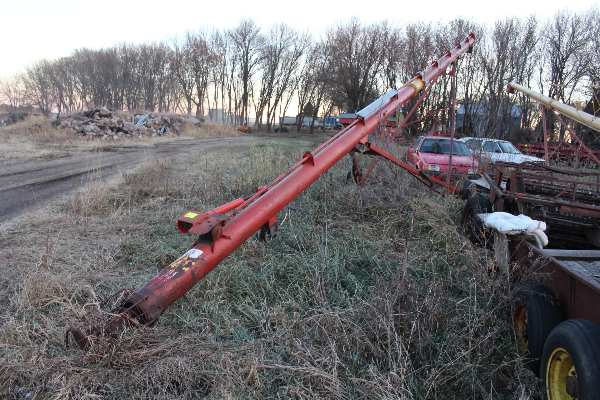 FETERAL 10" X APPROX 55' AUGER, PTO,RED