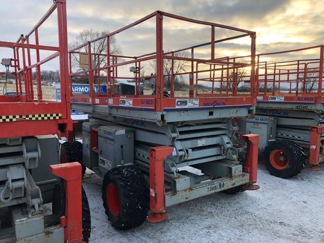 2007 SKYJACK 8831 SCISSOR LIFT, MODEL ST8831 RT,