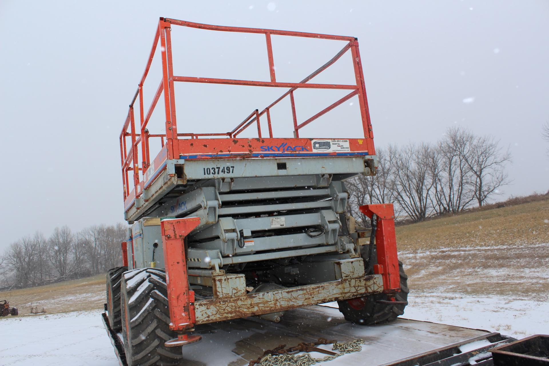 2007 SKYJACK 8831 SCISSOR LIFT, MODEL ST8831 RT,