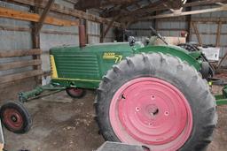 OLIVER 77 ROW CROP TRACTOR, GAS, WIDE FRONT,