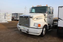 *** 1994 WHITE GMC VOLVO SHORT SEMI TRACTOR