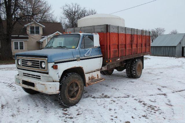 *** 1973 CHEVY C-65 SINGLE AXLE GRAIN TRUCK,