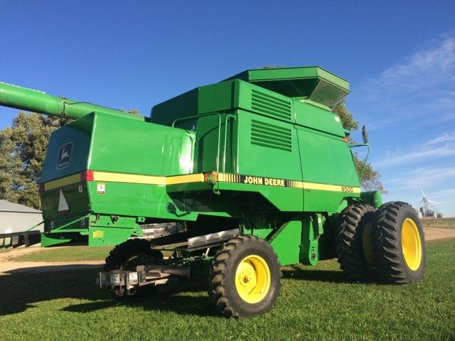 1995 JOHN DEERE 9500 2WD COMBINE, GREEN STAR