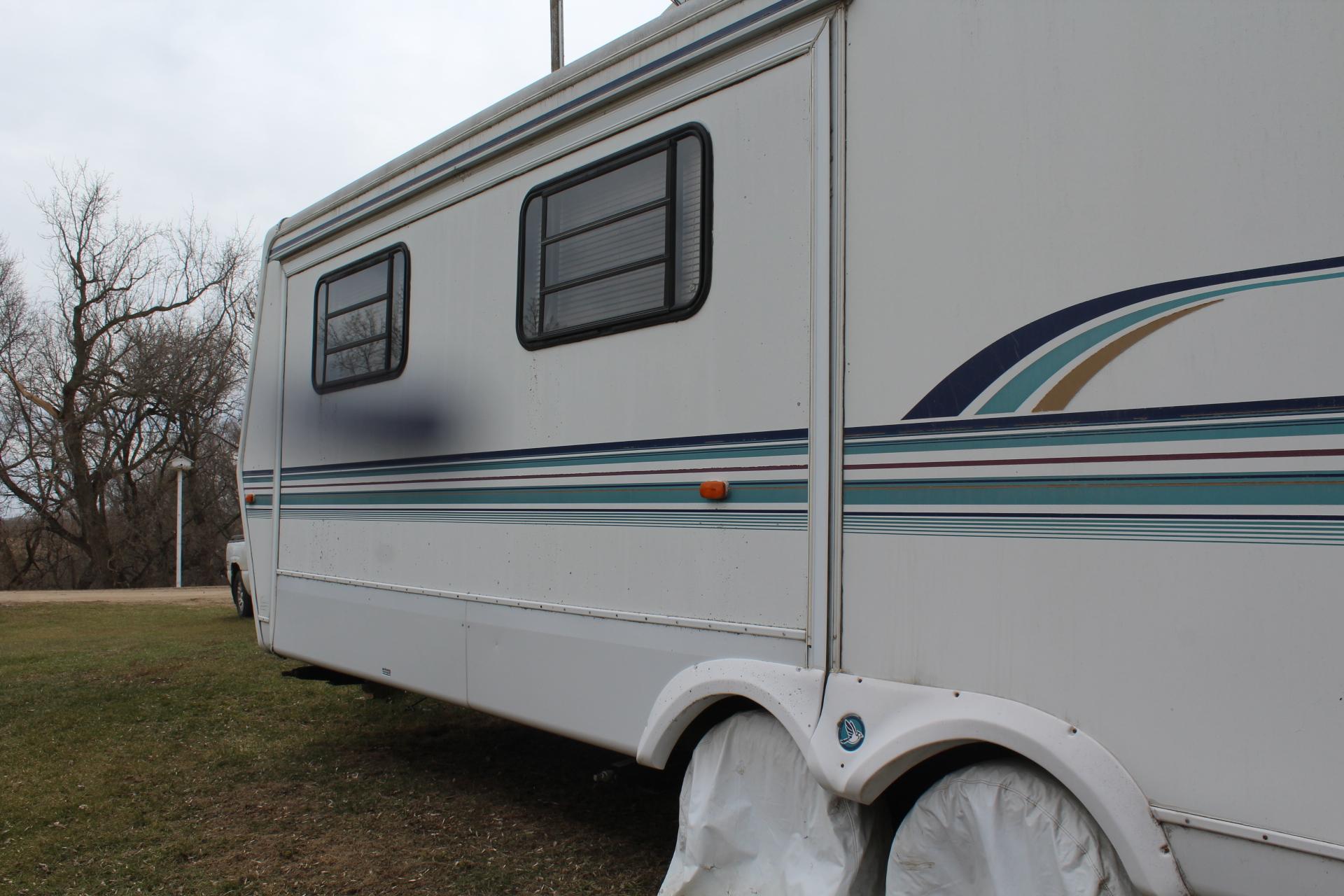 *** 1996 JAYCO BUMPER HITCH CAMPER, MODEL 3120FK,