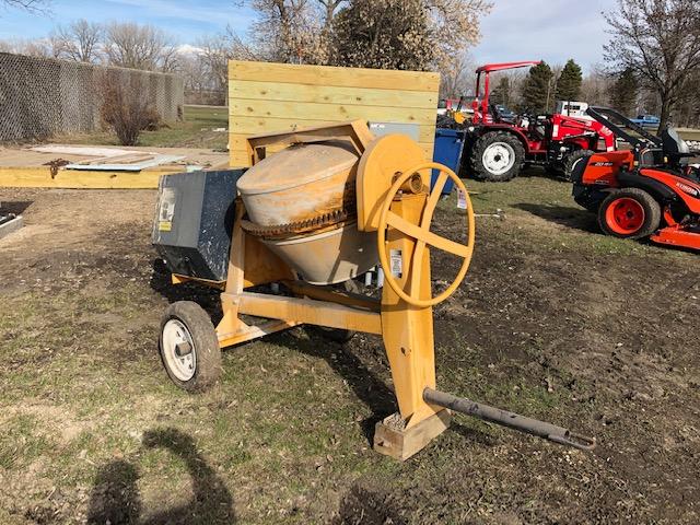 CENTRAL MACHINERY CEMENT MIXER, 6 HP,