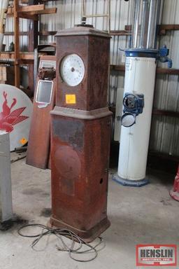 BENNETT METER GAS PUMP, ONE GLASS IS GOOD,