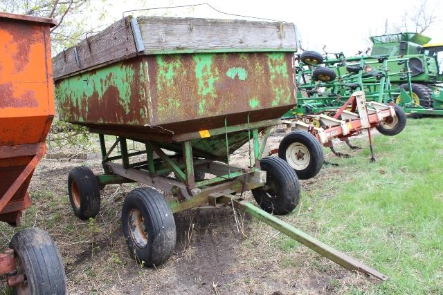 HUSKY 125 BUSHEL GRAVITY BOX, HUSKY HD GEAR