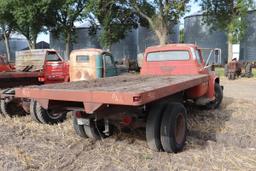 FORD F-600 TRUCK, SINGLE AXLE FLATBED,